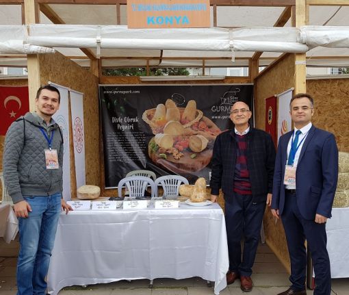 Mevka standını ziyaret-Av.Metin ÖZTÜRK-Selim AKGÜL-Halil Sena YETKİN Mevka standını ziyaret